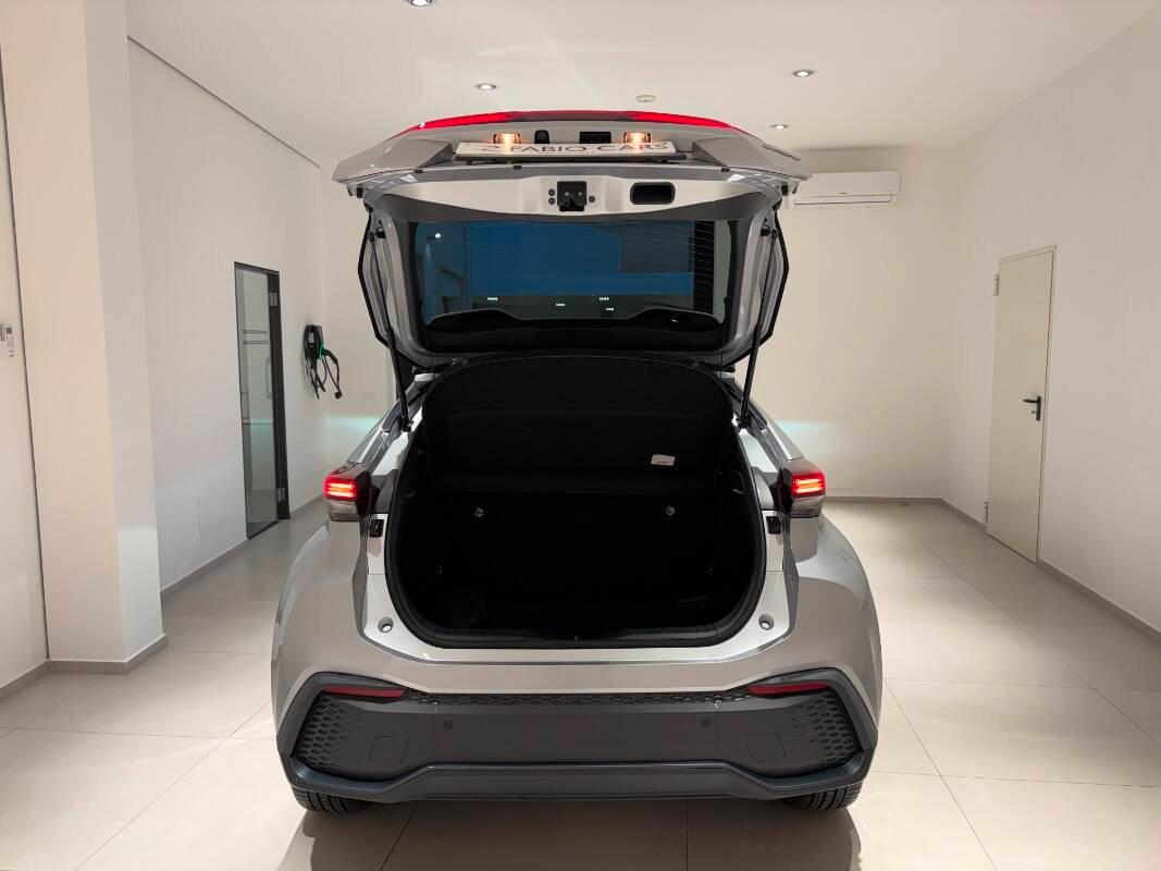 Toyota C-HR 1.8 hev Trend fwd e-cvt