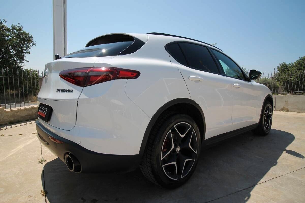 Alfa Romeo Stelvio td 210 AT8 Q4 B-Tech|12.2019