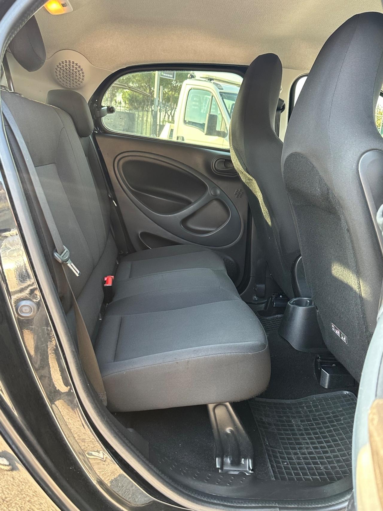 Smart ForFour 70CV 1.0 Twinamic Passion Anno 2019