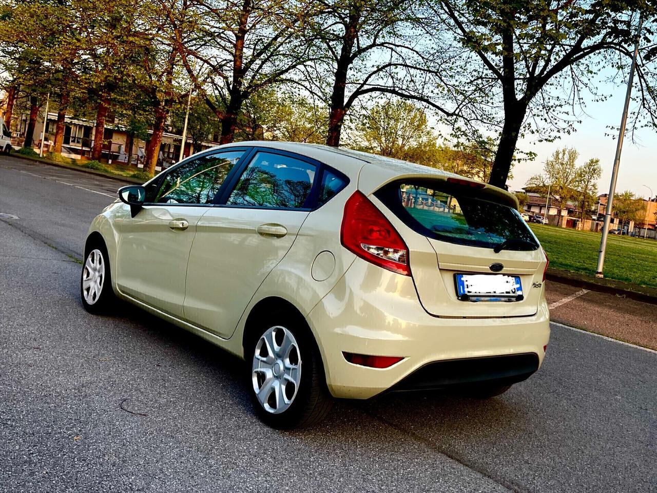 Ford Fiesta Fiesta+ 1.4 5 porte Bz.- GPL