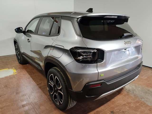 Jeep Avenger 1.2e-hybrid 100cv Summit Rate a partire da 197,50