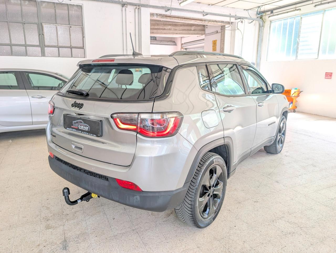 Jeep Compass 2.0 Multijet II aut. 4WD Night Eagle GANCIO TRAINO