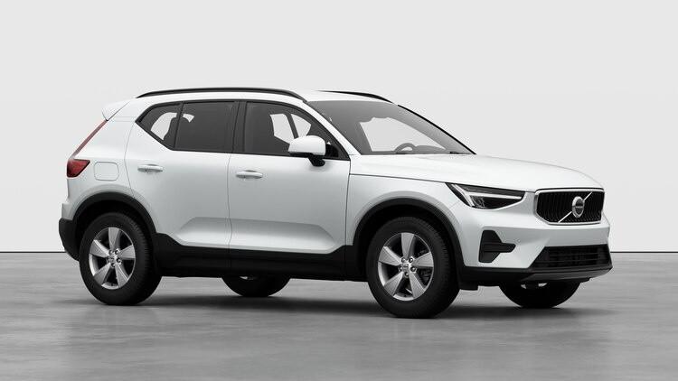 VOLVO XC40 ESSENTIAL B3 AUTO PREZZO PROMO FINO A FINE MESE