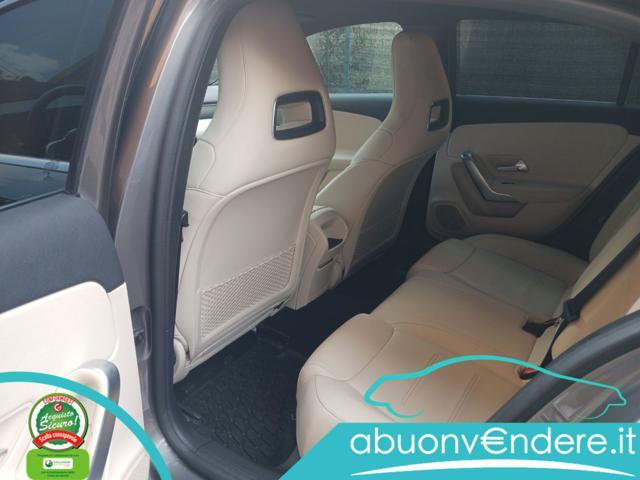 MERCEDES-BENZ A 200 Executive