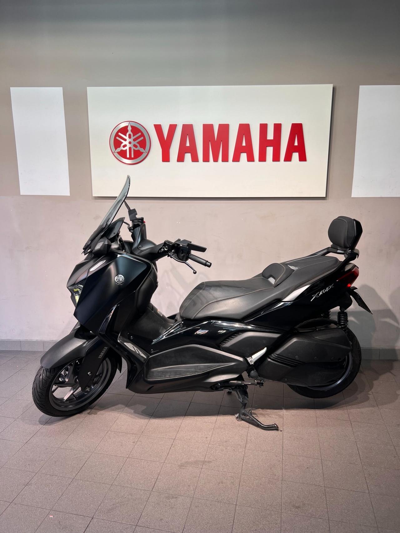 Yamaha X-Max 300 TECH MAX