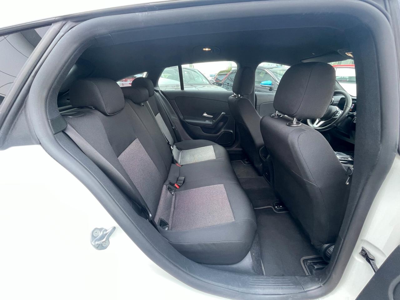 Mercedes-benz CLA 200 d Automatic Shooting Brake Business