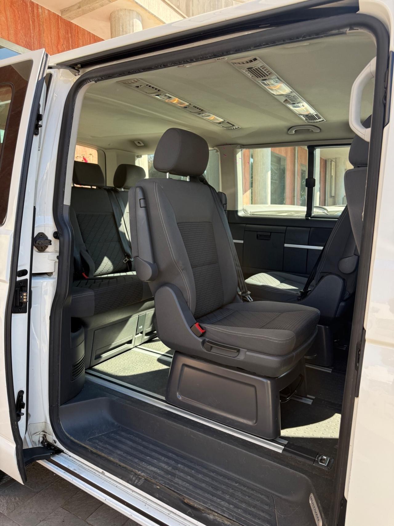 Volkswagen Multivan 2.0 TDI 180CV Highline 7 POSTI