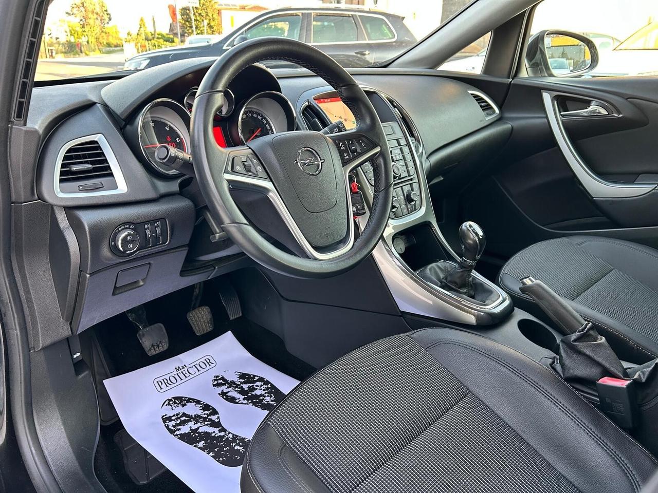 OPEL ASTRA 1.7CDTI 130CV COSMO TOP OK NEOPATENTATI