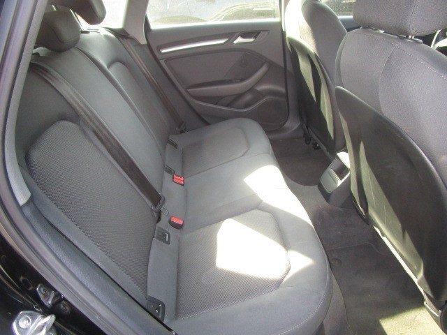 AUDI A3 SPB 1.6 TDI 116 CV Business