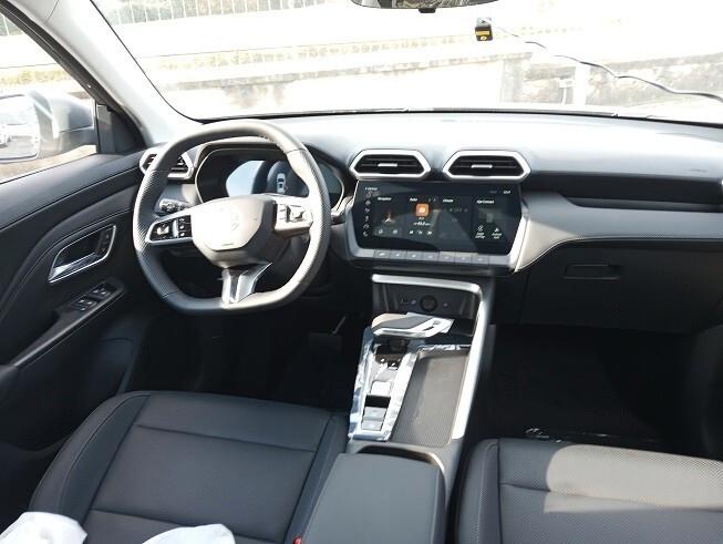 Mg ZS Hybrid+ Luxury