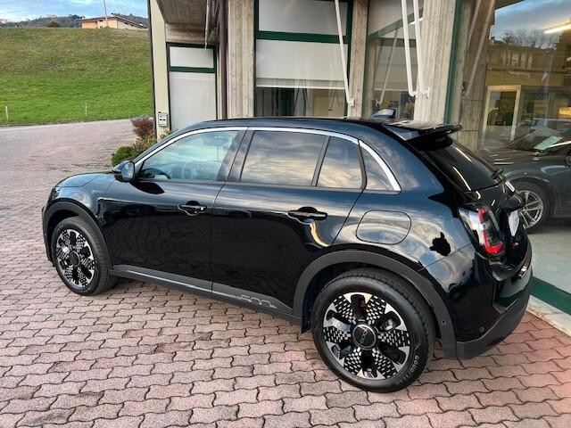 Fiat 600 1.2 hybrid La Prima, Pelle, Led, Acc, 18”