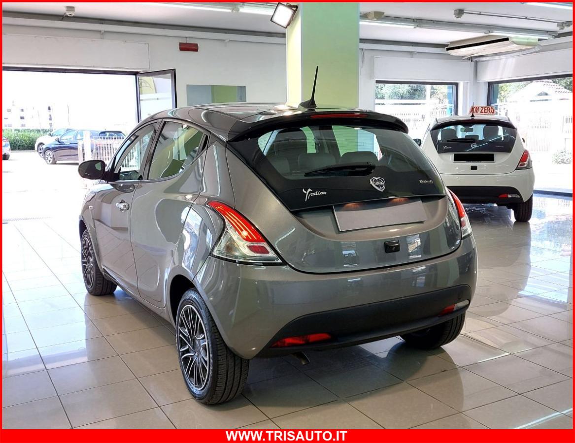 LANCIA Ypsilon 1.0 Hybrid Silver 5p NEOPATENTATI