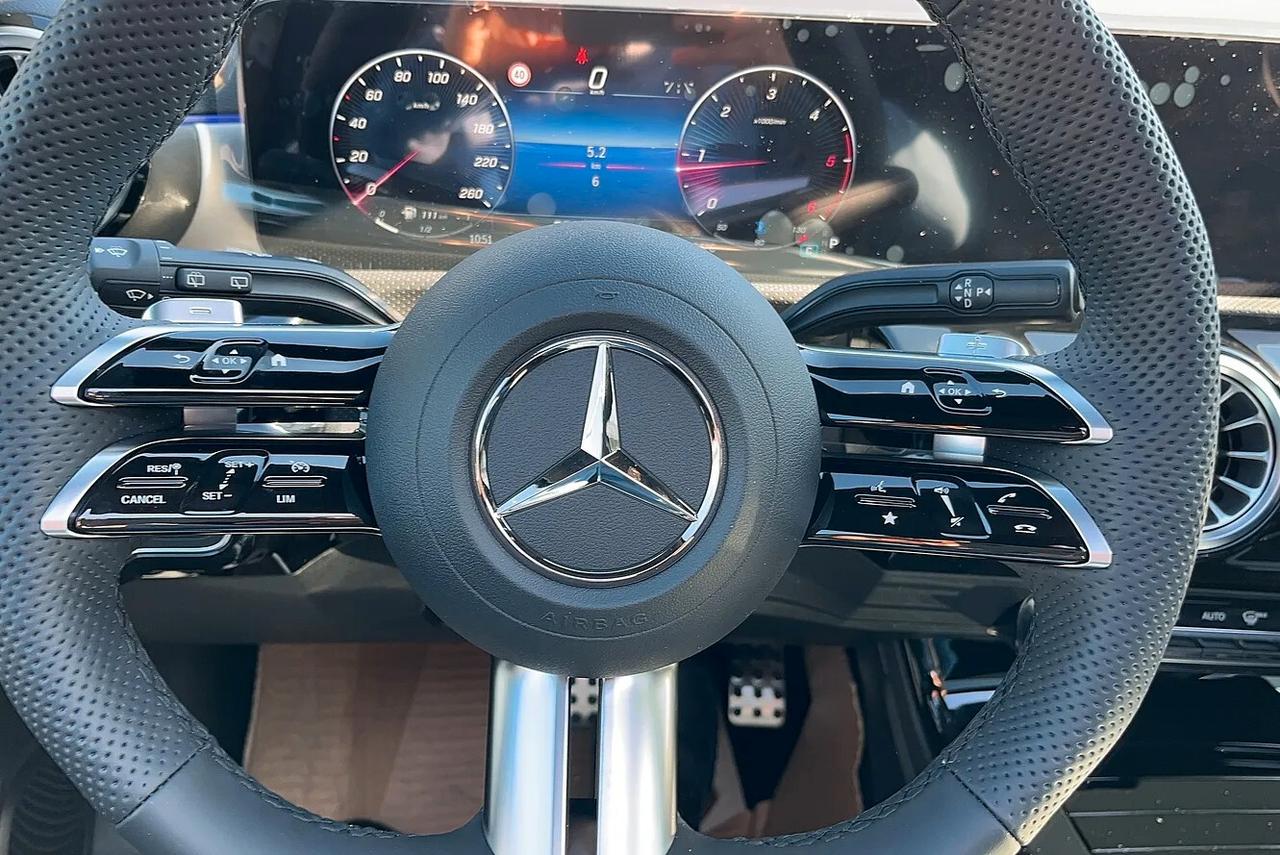 Mercedes-benz A 200 d Edition AMG Line KM0