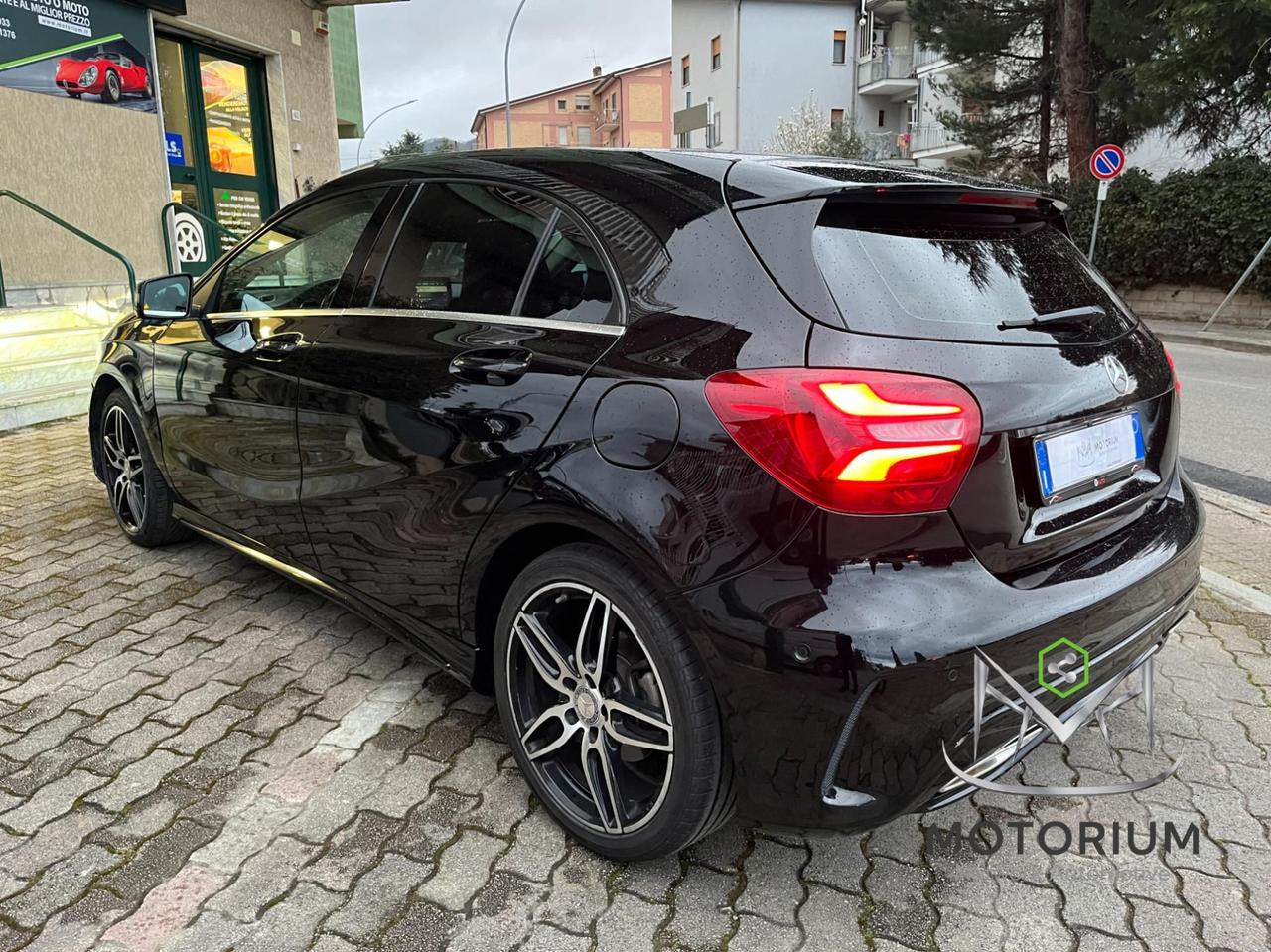 Mercedes A 180 D Premium 7G-DCT my16