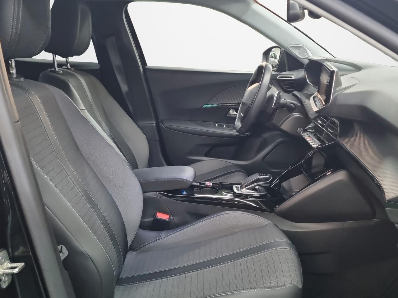 Peugeot 2008 BlueHDi 130 S&S EAT8 Allure