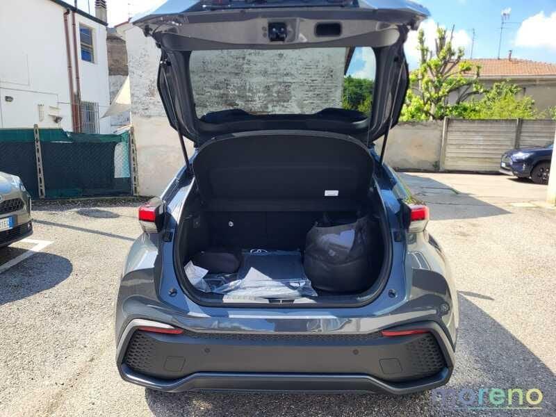 Toyota C-HR 2.0 phev Trend fwd e-cvt