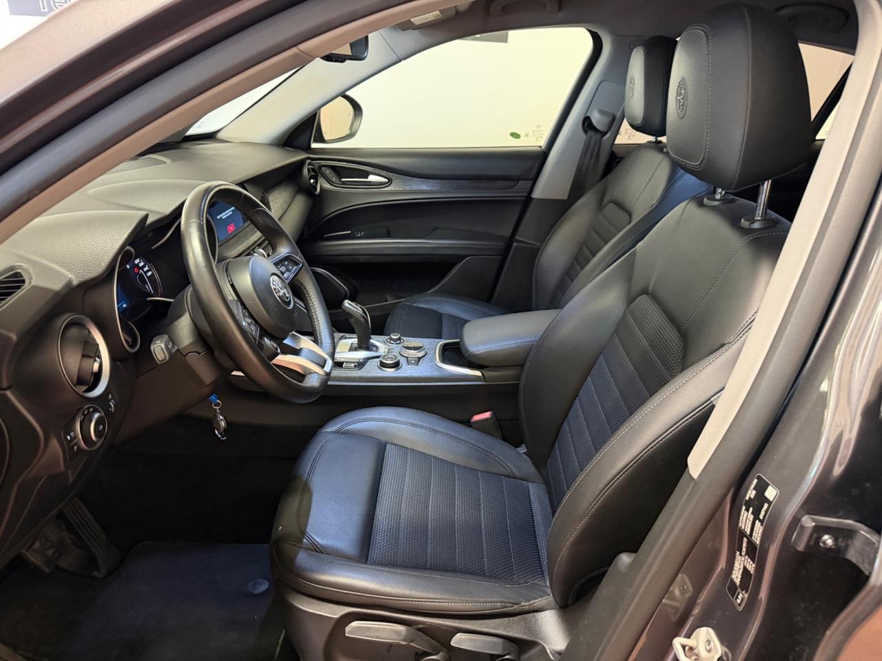 Alfa Romeo Stelvio 2.2 Turbodiesel 190 CV AT8 RWD Business