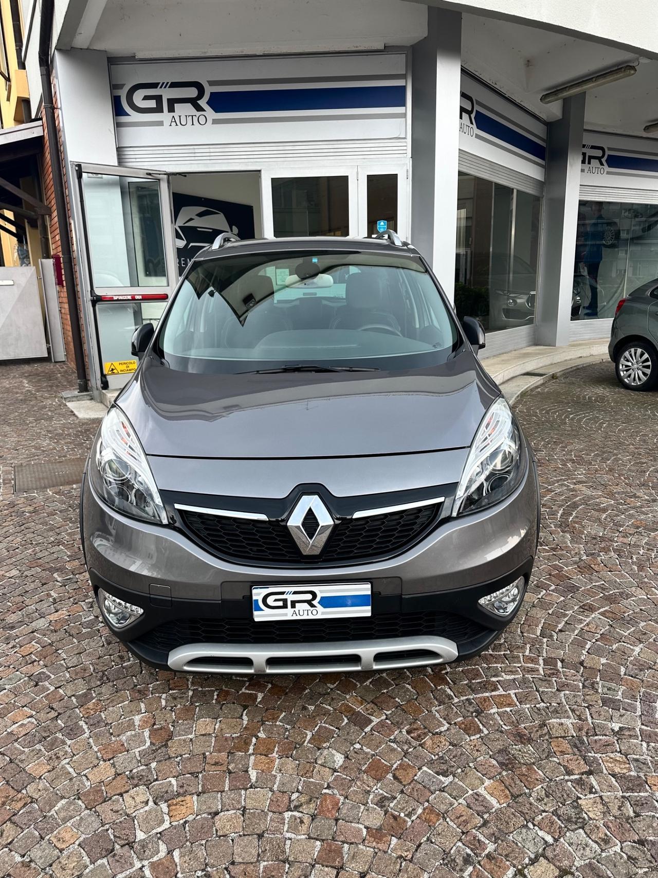 Renault Scénic XMod Cross 1.5dCi 110CV - Gancio Traino
