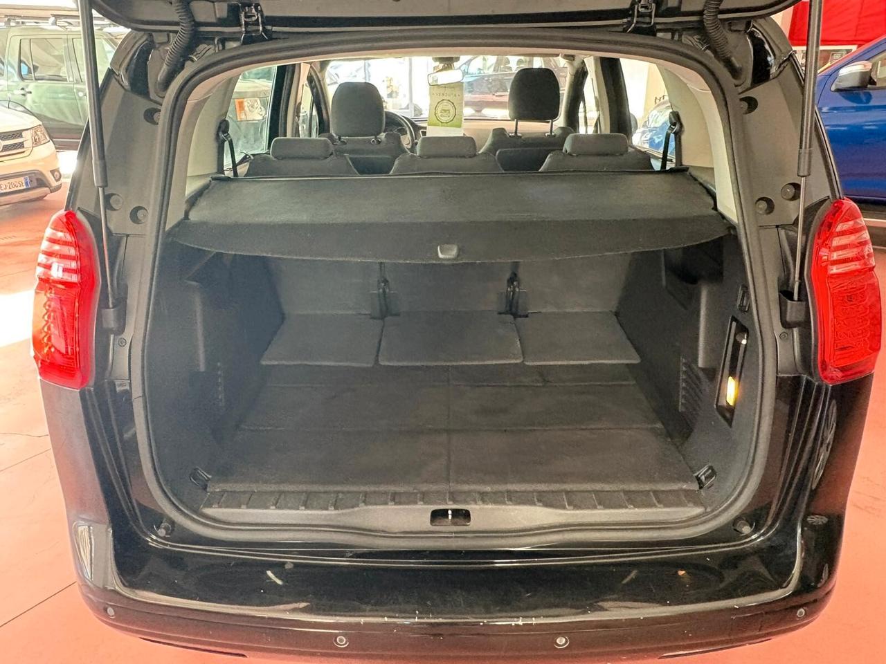 PEUGEOT 5008 DIESEL HDi 1.6 CV112 con Km 185.832 certificati Garanzia 12 mesi