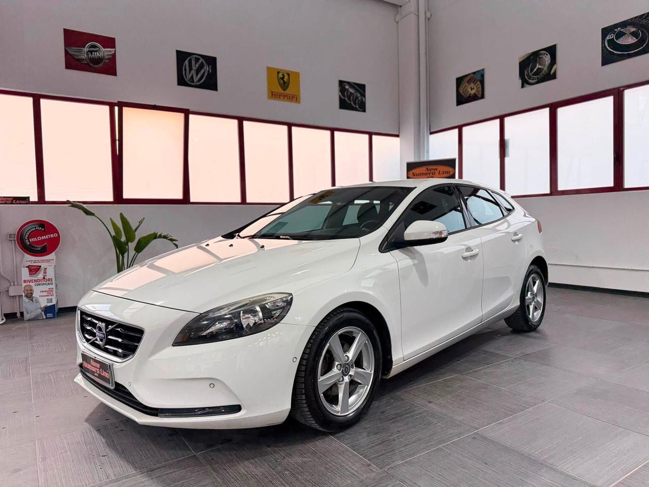 Volvo V40 D2 1.6 115cv SUMMUM 2015