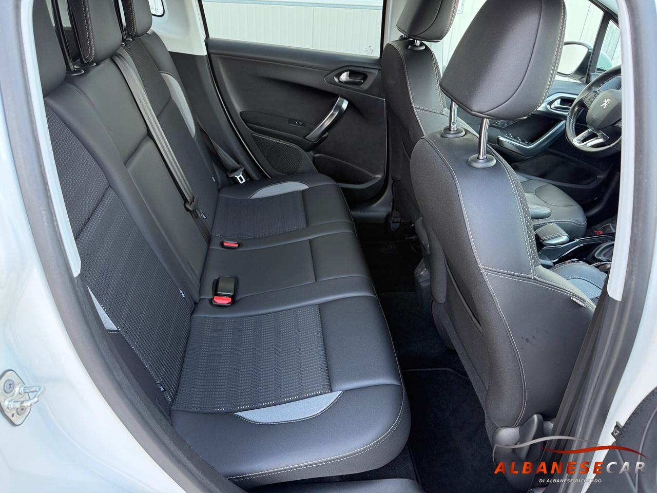 Peugeot 2008 BlueHDi 120 S&S Allure