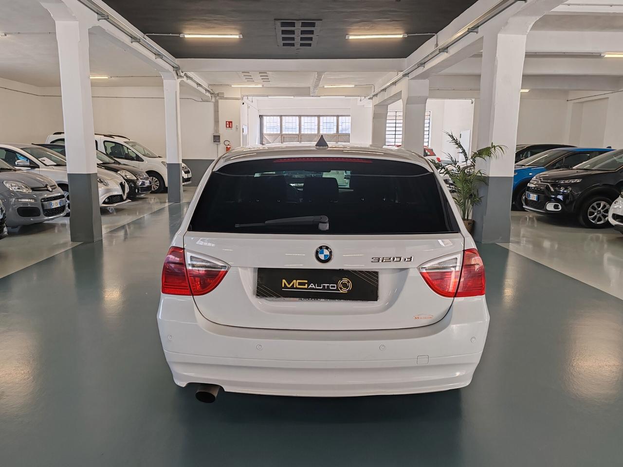 Bmw 320 320d cat Touring Attiva