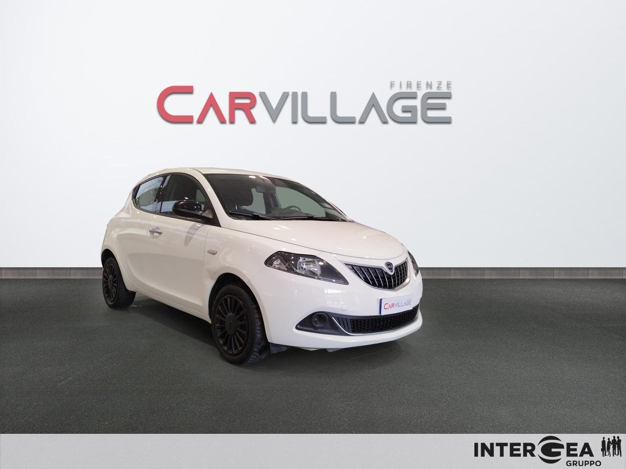 LANCIA Ypsilon 1.0 firefly hybrid Silver s&s 70cv