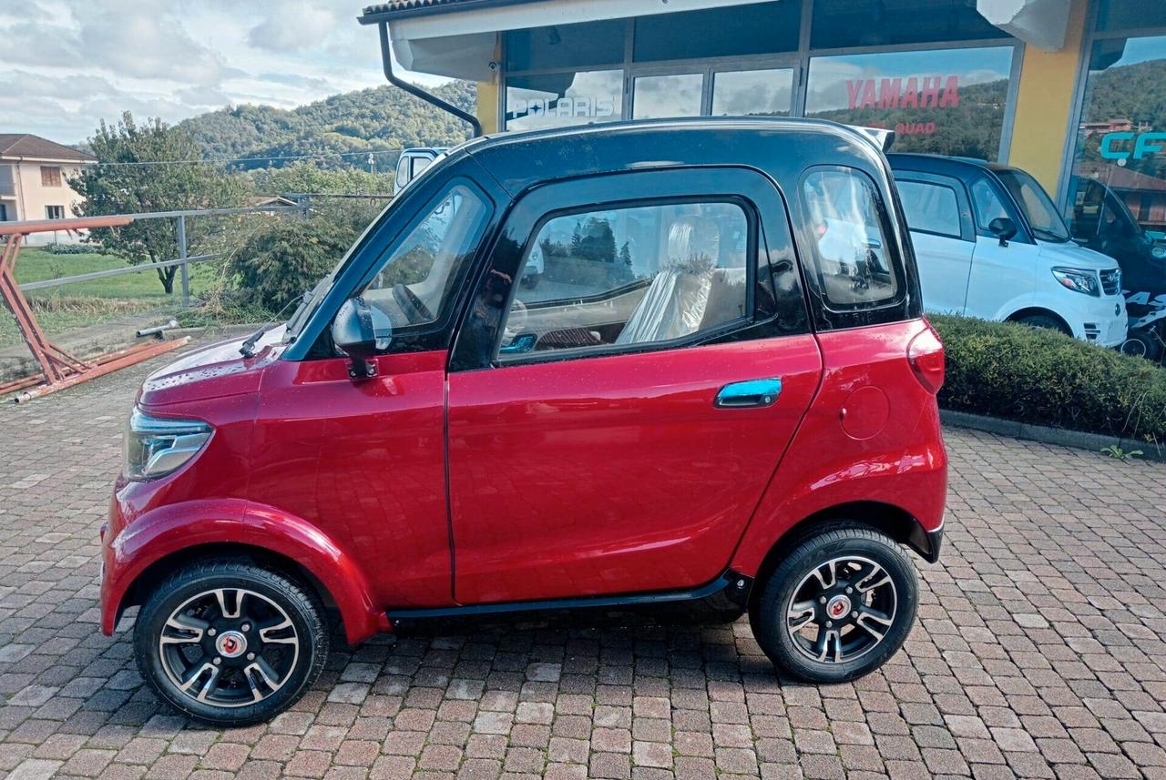 FREEDOM VITALE UFO ACTIVE SENZA PATENTE MINI AUTO