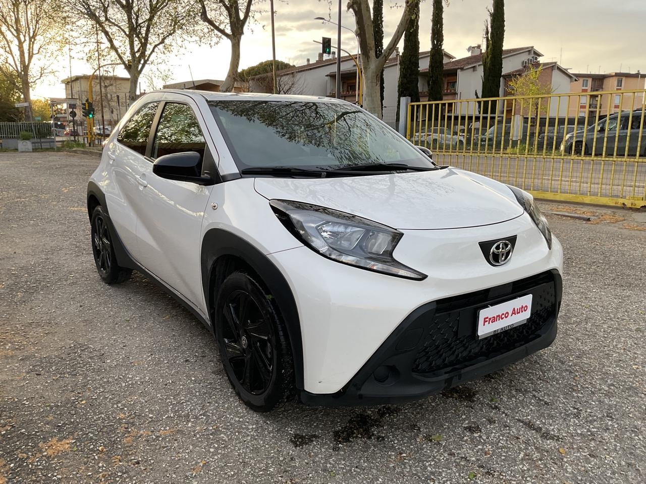 Toyota Aygo X 1.0 VVT-i 5 porte Lounge OK NEOPATENTATI
