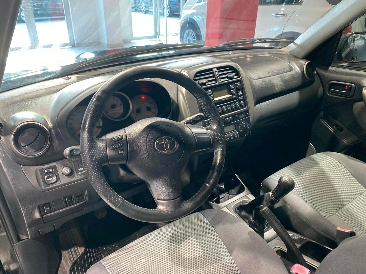 Toyota RAV 4 2.0 Diesel - 2004