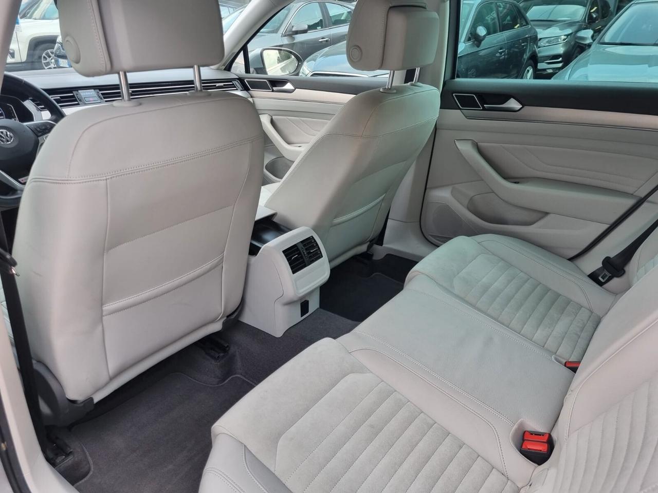 Volkswagen Passat Variant 2.0 TDI SCR EVO DSG Business