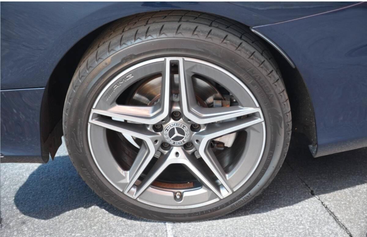 Mercedes Classe C Coupé Classe C 180 - 2018 Coupe AMG line 156 CV + 44