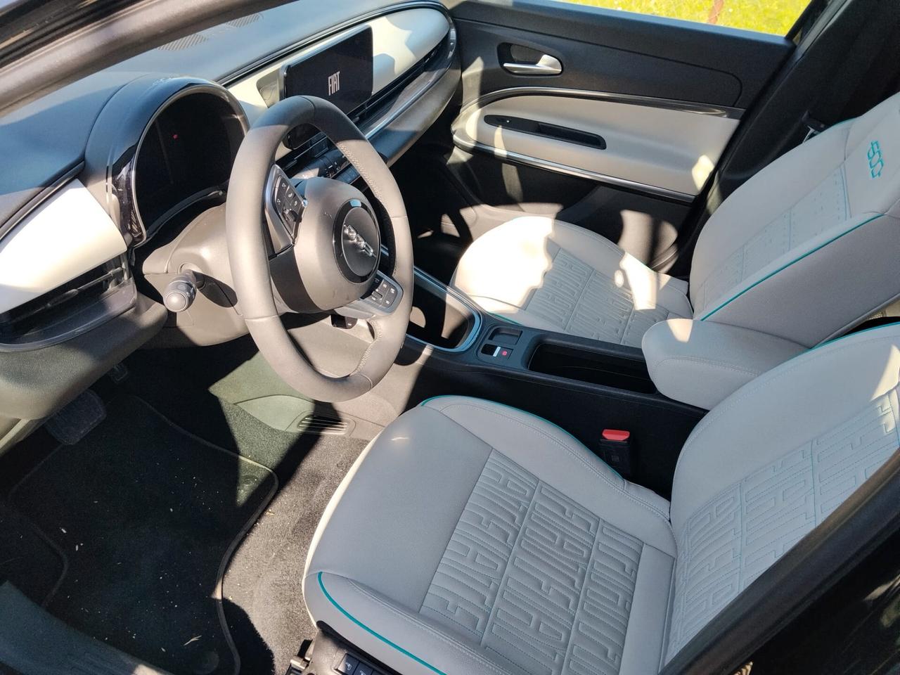 Fiat 600 Hybrid 100 CV DCT MHEV La Prima