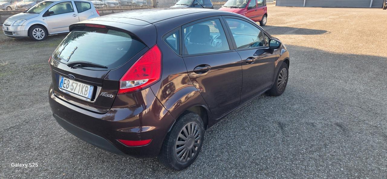 Ford Fiesta 1.4 5 porte Bz.- GPL Titanium