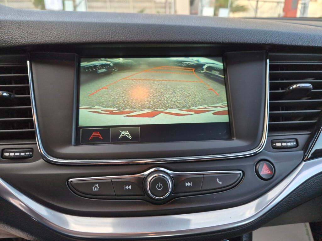 Opel Astra 1.5 CDTI 105 CV BERLINA 5 porte