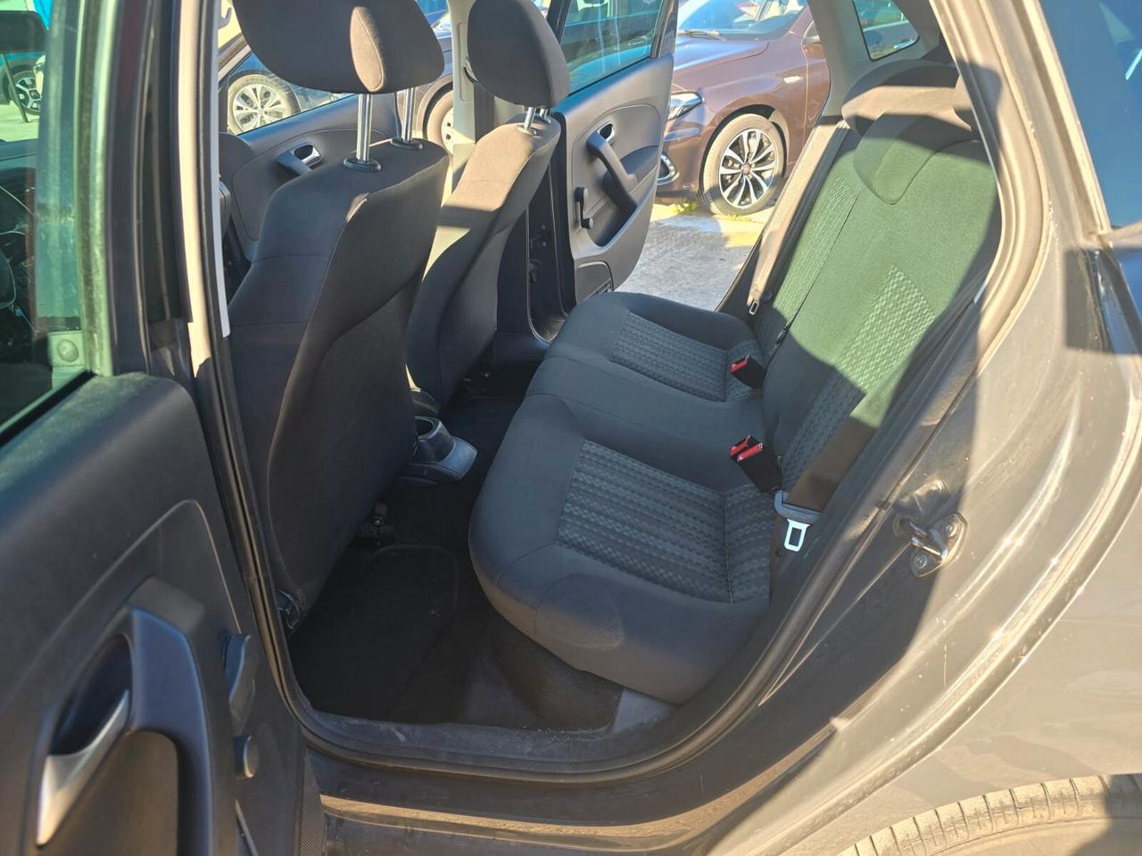 Volkswagen Polo 1.4 TDI 5p. Business