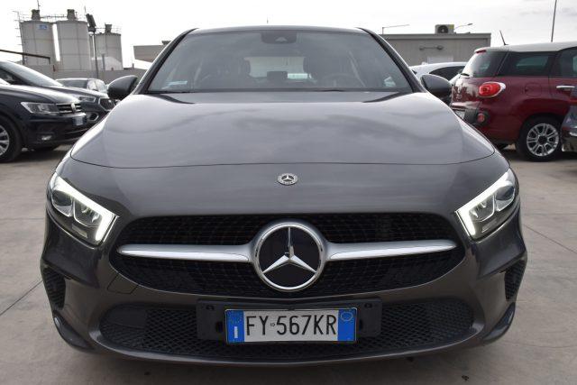 MERCEDES-BENZ A 180 d Automatic Business Extra