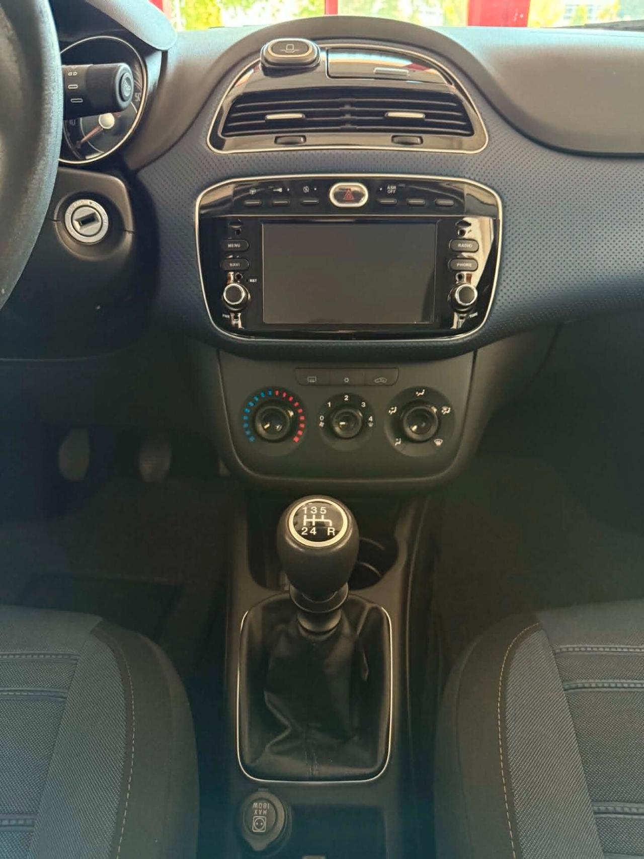 Fiat Punto Evo 1.2 5 porte Dynamic 77Cv NEOPATENTATI