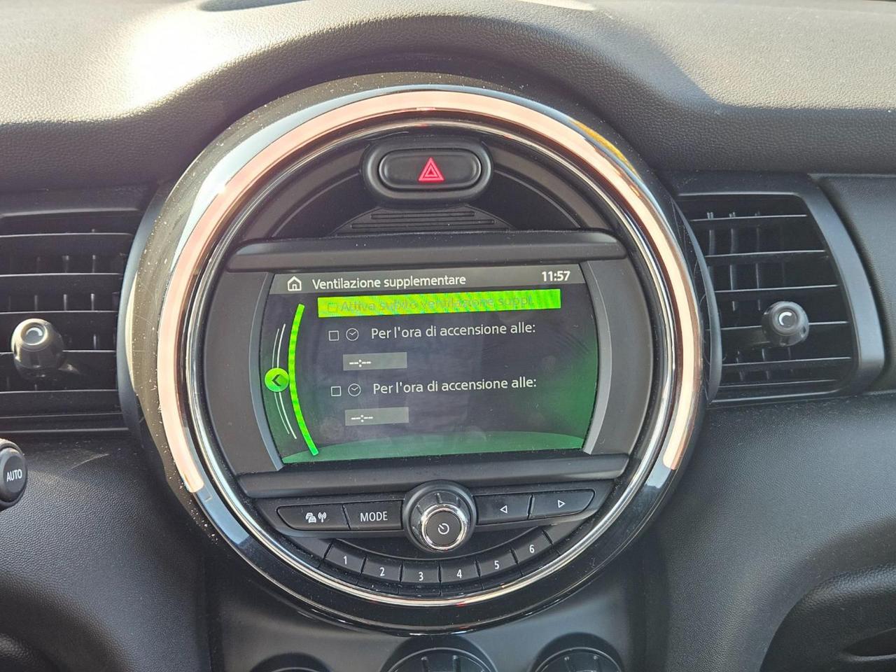 MINI One 1.5 5 porte Virtual Display