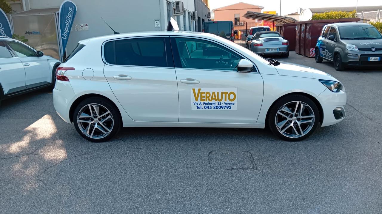 Peugeot 308 BlueHDi 120 S&S EAT6 SW Allure