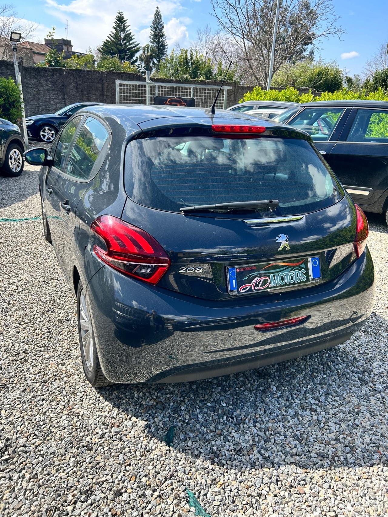 Peugeot 208 PureTech 82 5 porte Allure