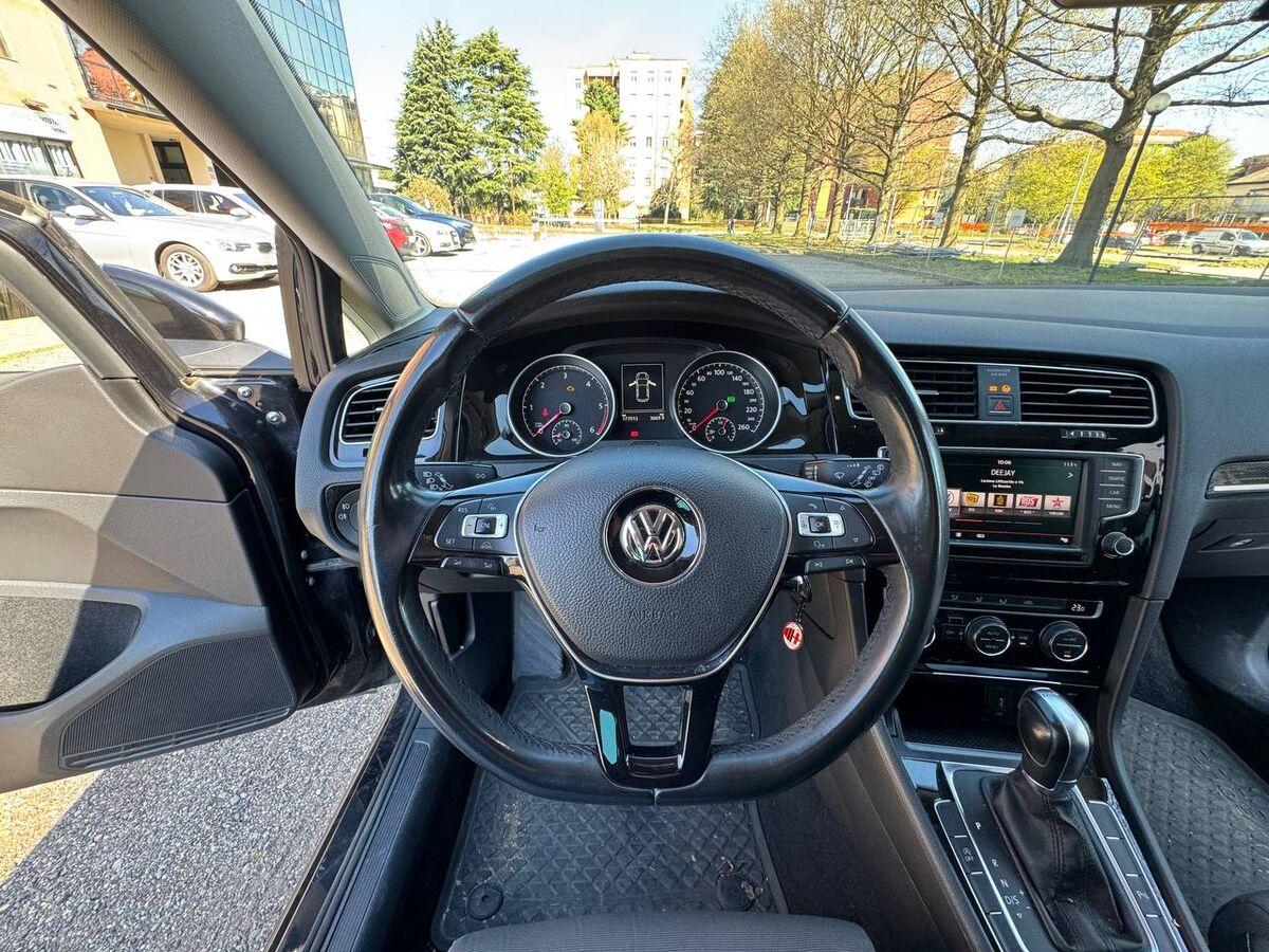 Volkswagen Golf 2.0 tdi Highline Executive 150cv 5p dsg E6