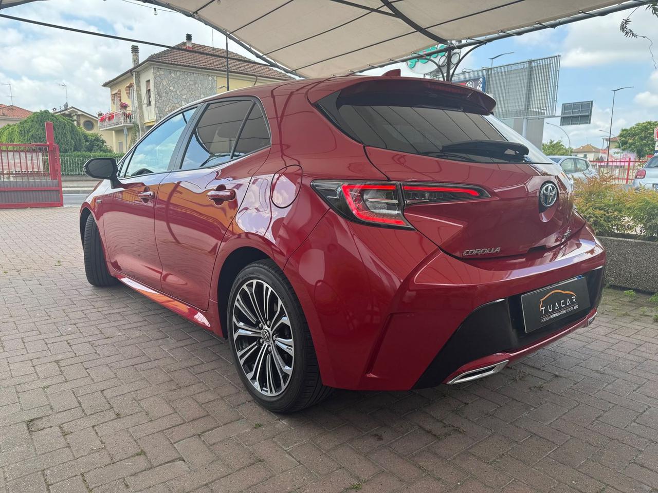 Toyota Corolla Business 2.0 VVT-i HEV #5754