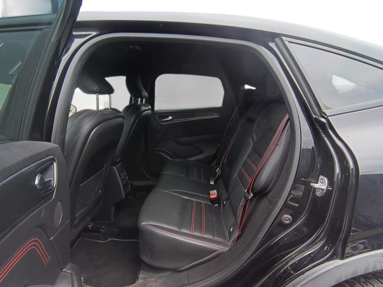 Renault Arkana Hybrid E-Tech 145 CV R.S. Line