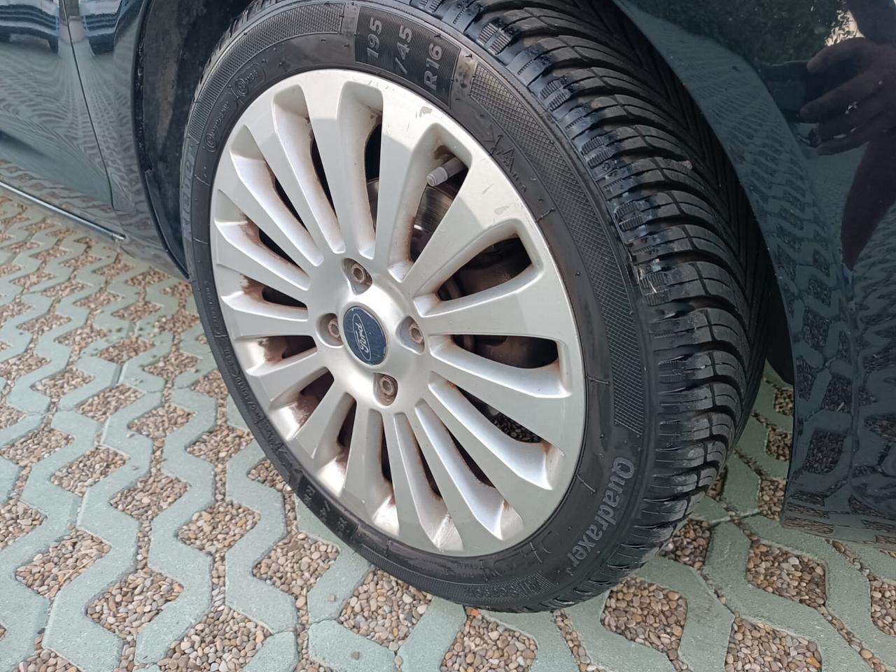 Ford Fiesta 1.2 Benzina-NEOPAT-132.000-2009