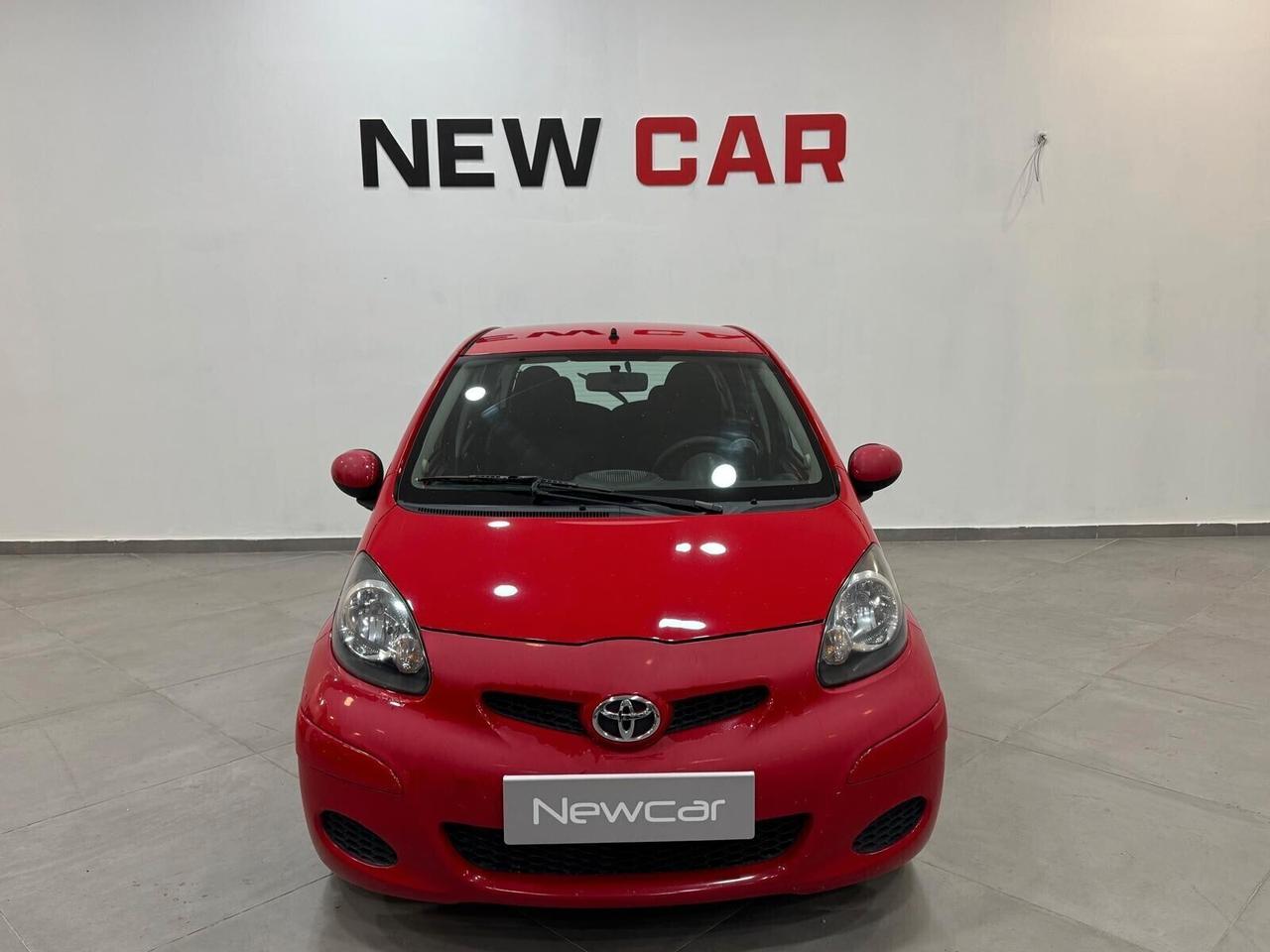 Toyota Aygo 1.0 12V VVT-i 5 porte Sol