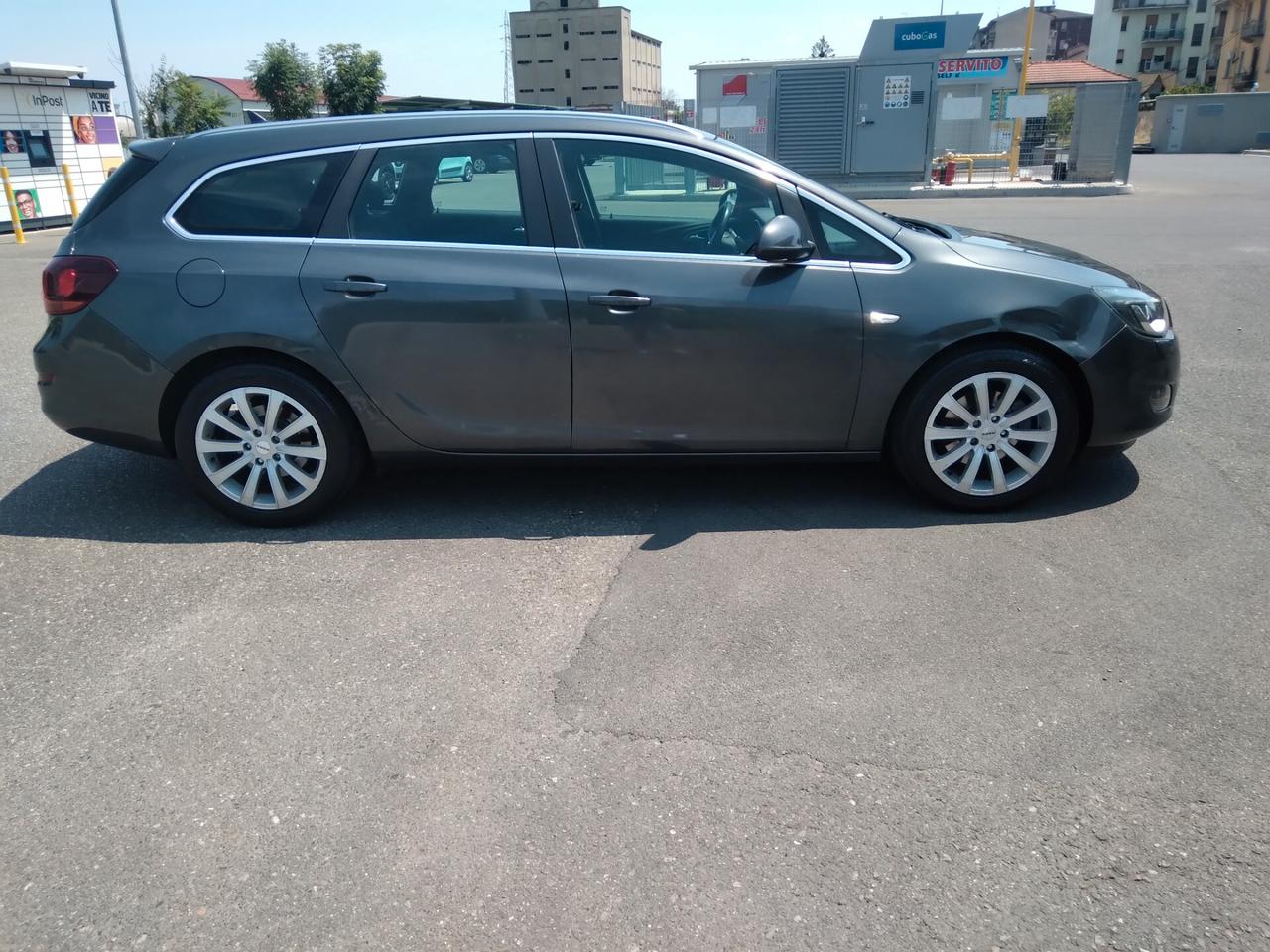 Opel Astra 2.0 CDTI 160CV Sports Tourer Cosmo S