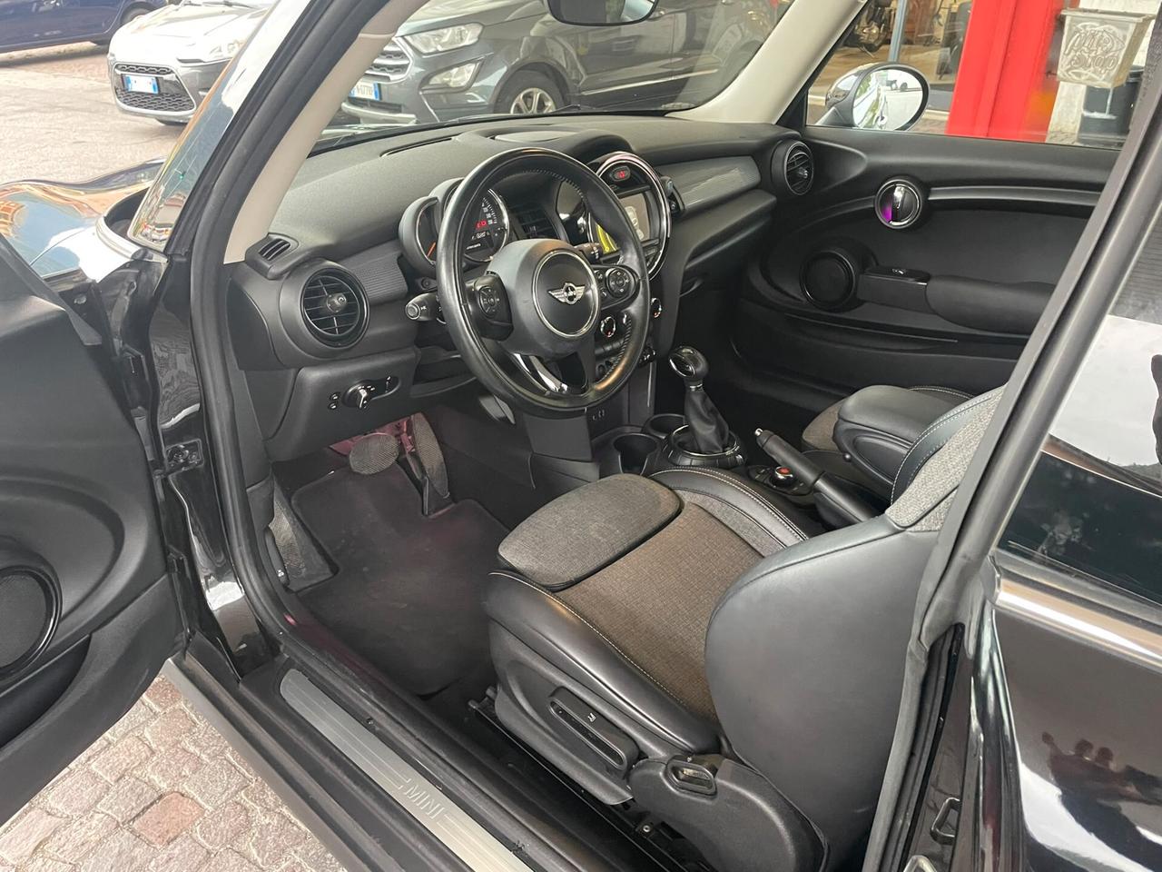 Mini 1.5 Cooper D Hype