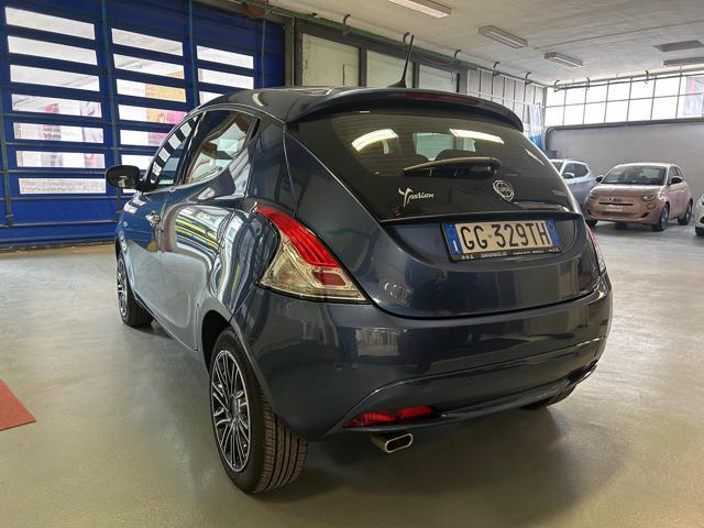 LANCIA Ypsilon 1.0 FireFly 5 porte S&S Hybrid Ecochic Gold