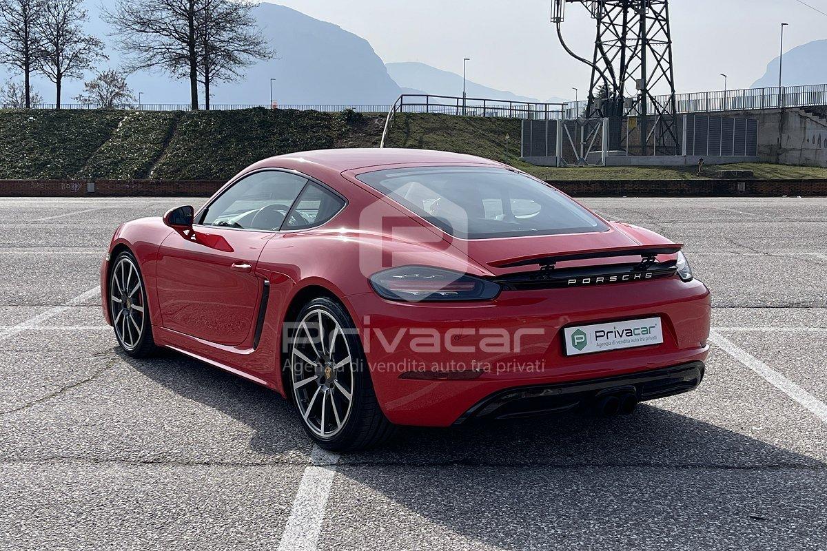 PORSCHE 718 Cayman 2.0